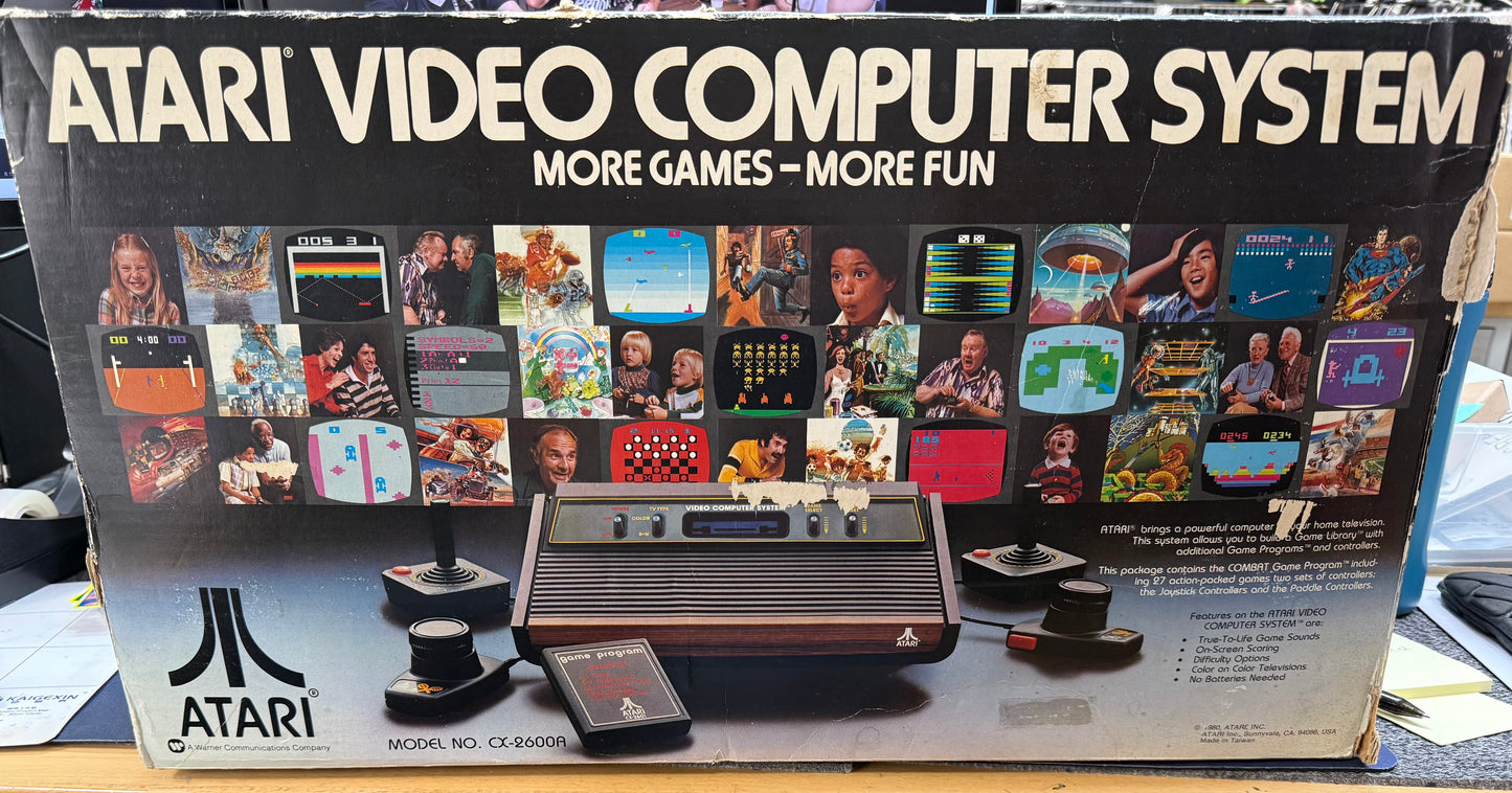 Atari 2600 (In Box)